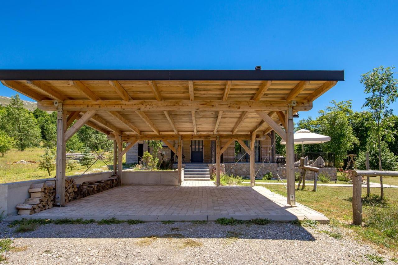 Modern Alpine Monsalbius Chalet Baske Ostarije Екстериор снимка